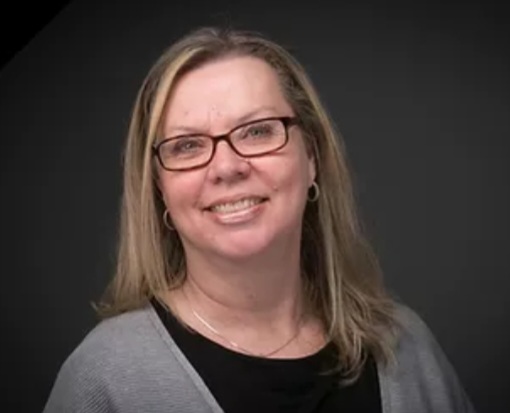 班纳特帕姆 headshot