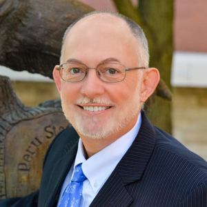 Michael Evans headshot