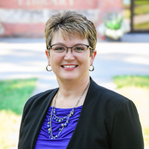 劳拉·丽·福森博格 headshot