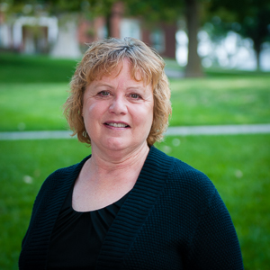 佩吉Groff headshot