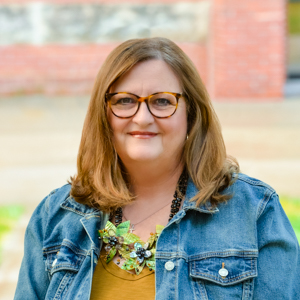 Deb Haveman headshot