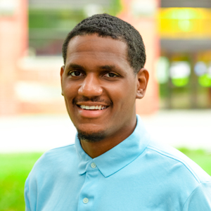 Deonte McReynolds headshot