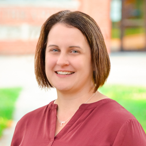 维罗妮卡梅尔 headshot