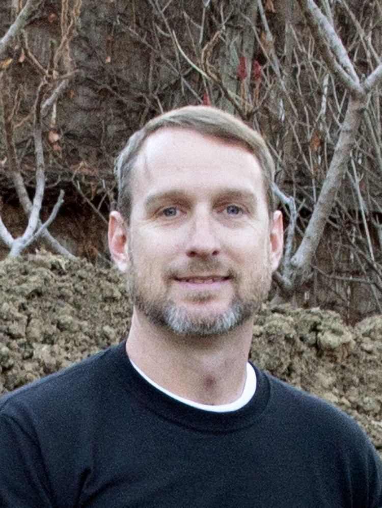 Bradley Peters headshot