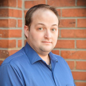 内森大米 headshot