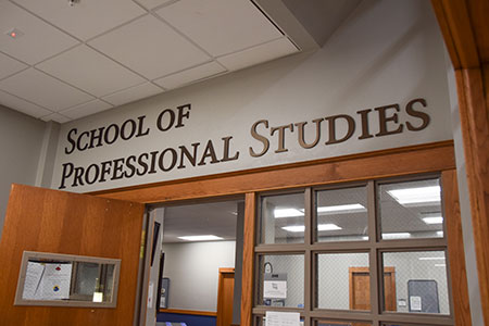 专业研究学院 office